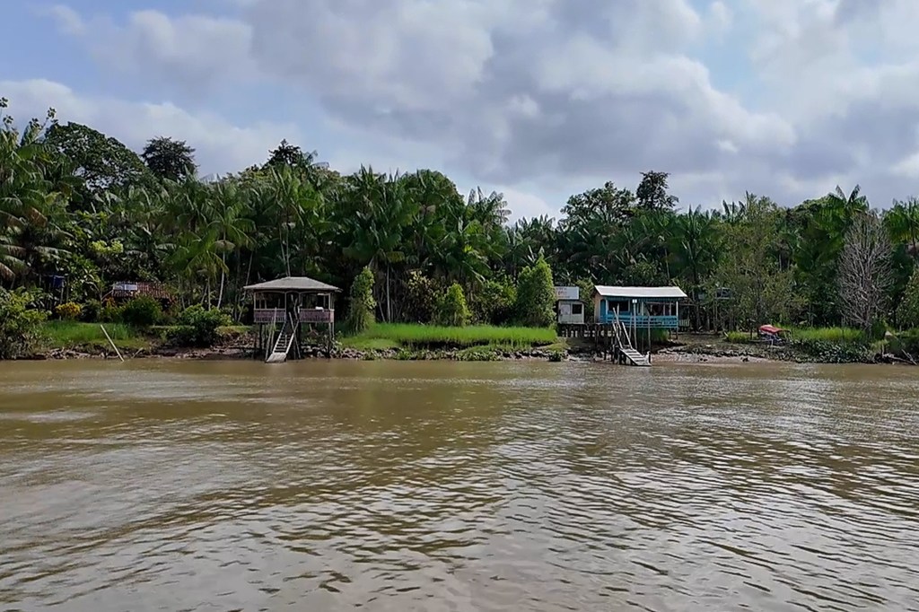 Pará, Brasil. En la región donde el río Amazonas se encuentra con el océano Atlántico, hay innumerables bellezas naturales que admirar, pero también silenciosos riesgos climáticos que se están agravando.